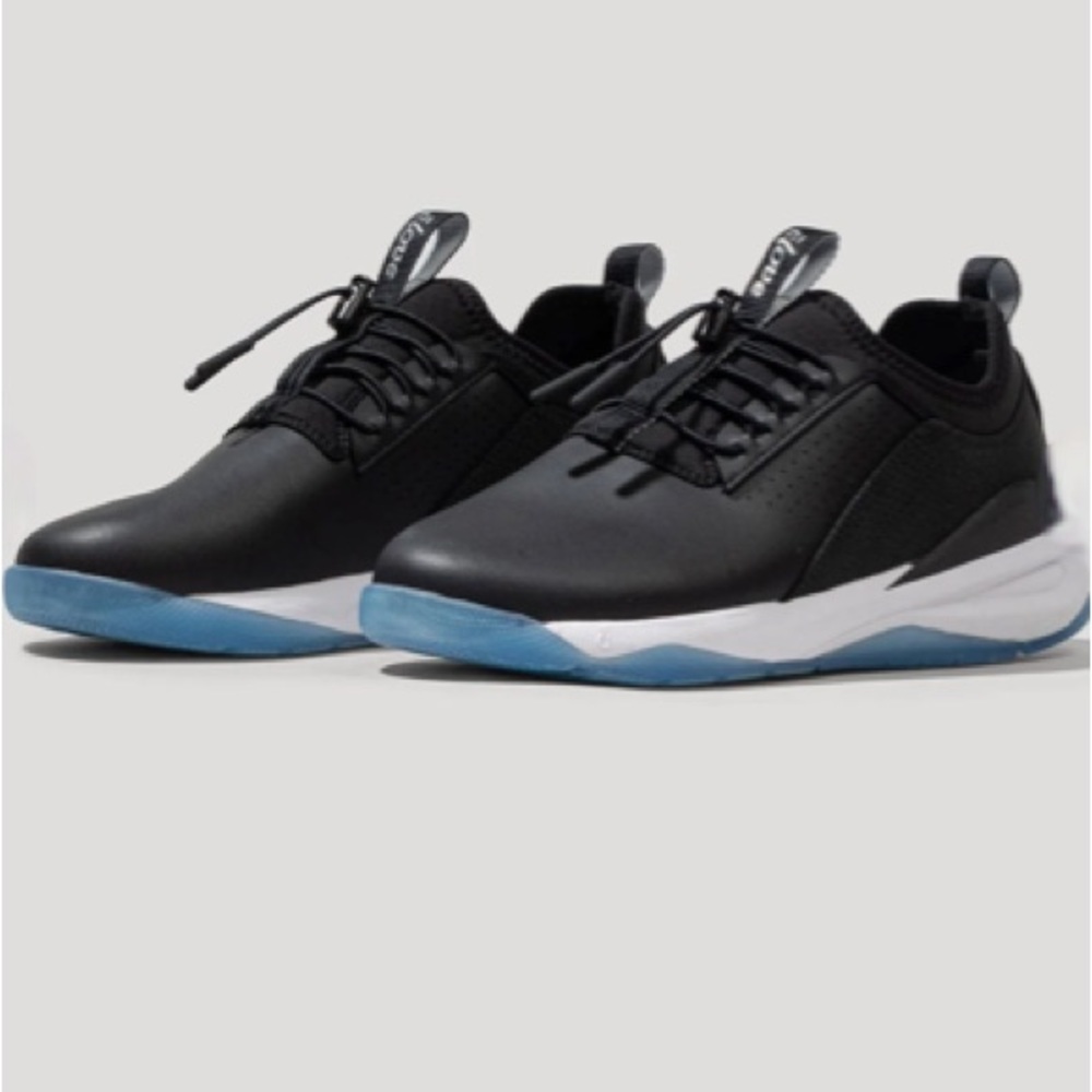 Clove Shoes - Core Color “Night Shift” - Size W10.5/M9